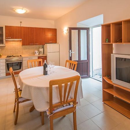 Apartment Ana 1 Малинська Екстер'єр фото