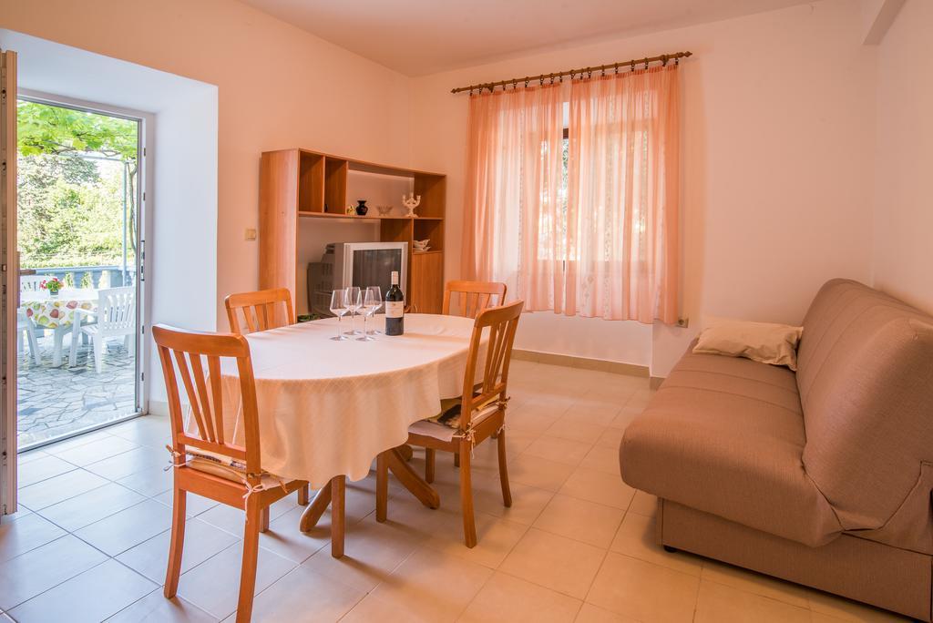 Apartment Ana 1 Малинська Екстер'єр фото