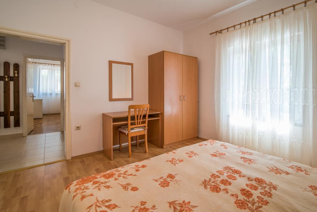 Apartment Ana 1 Малинська Екстер'єр фото